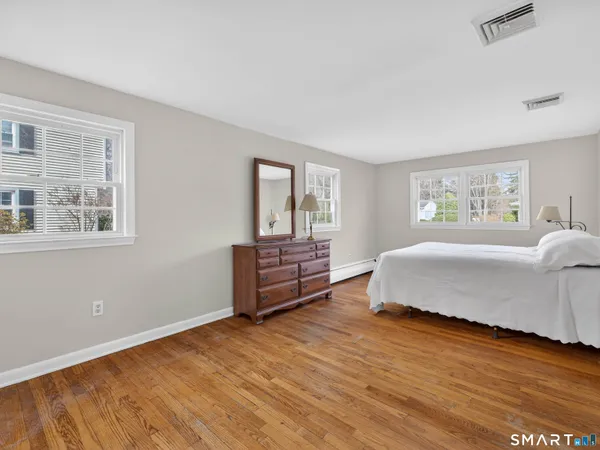 $595,000 | 15 Buell Court, Clinton, CT 06413