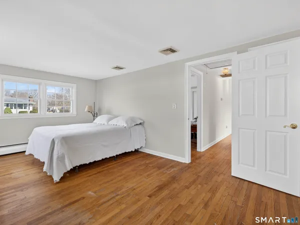 $595,000 | 15 Buell Court, Clinton, CT 06413