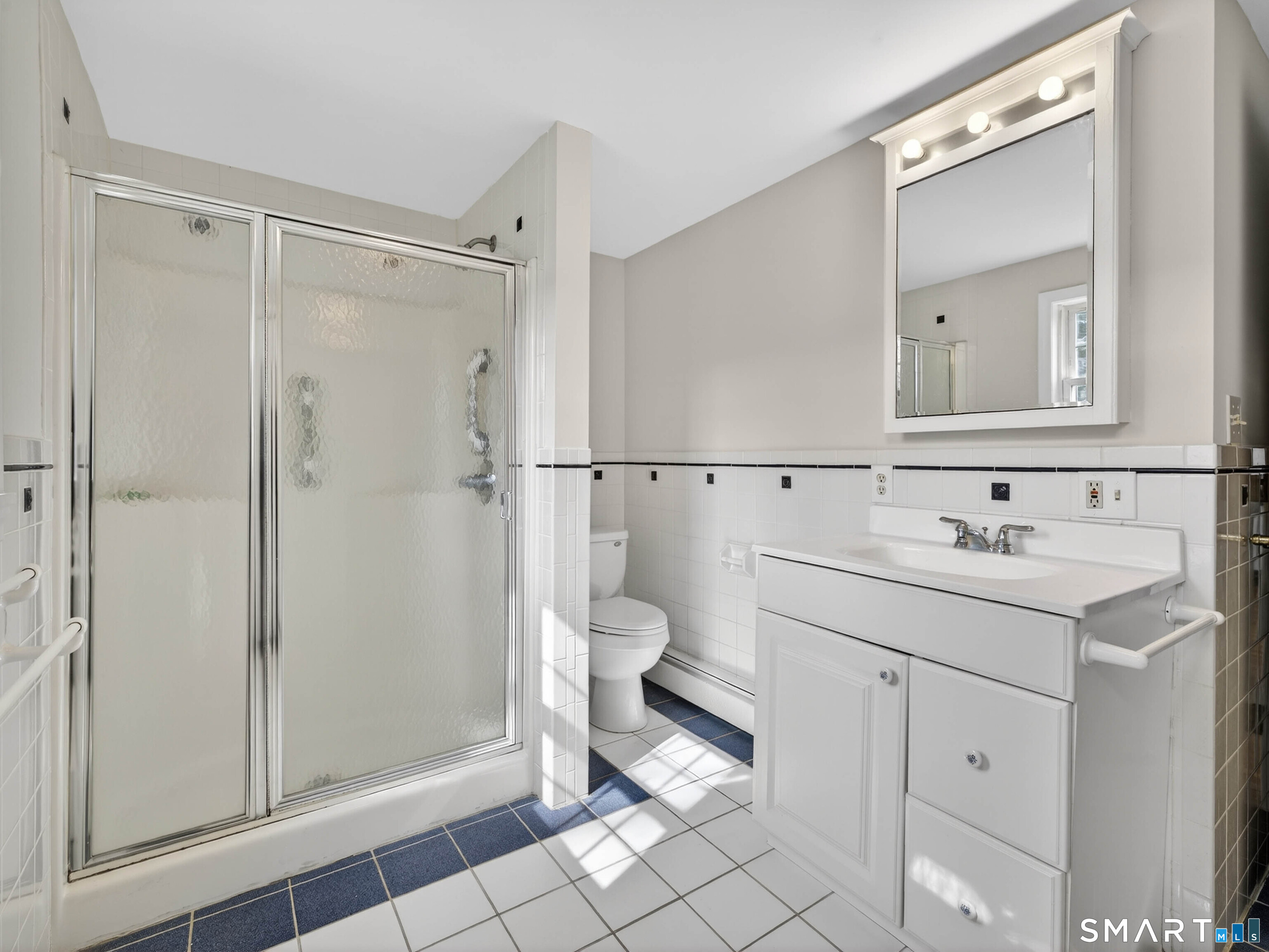 15 Buell Court Clinton, CT 06413 - Photo 16 of 29 Private Bath off of Primary Bedroom