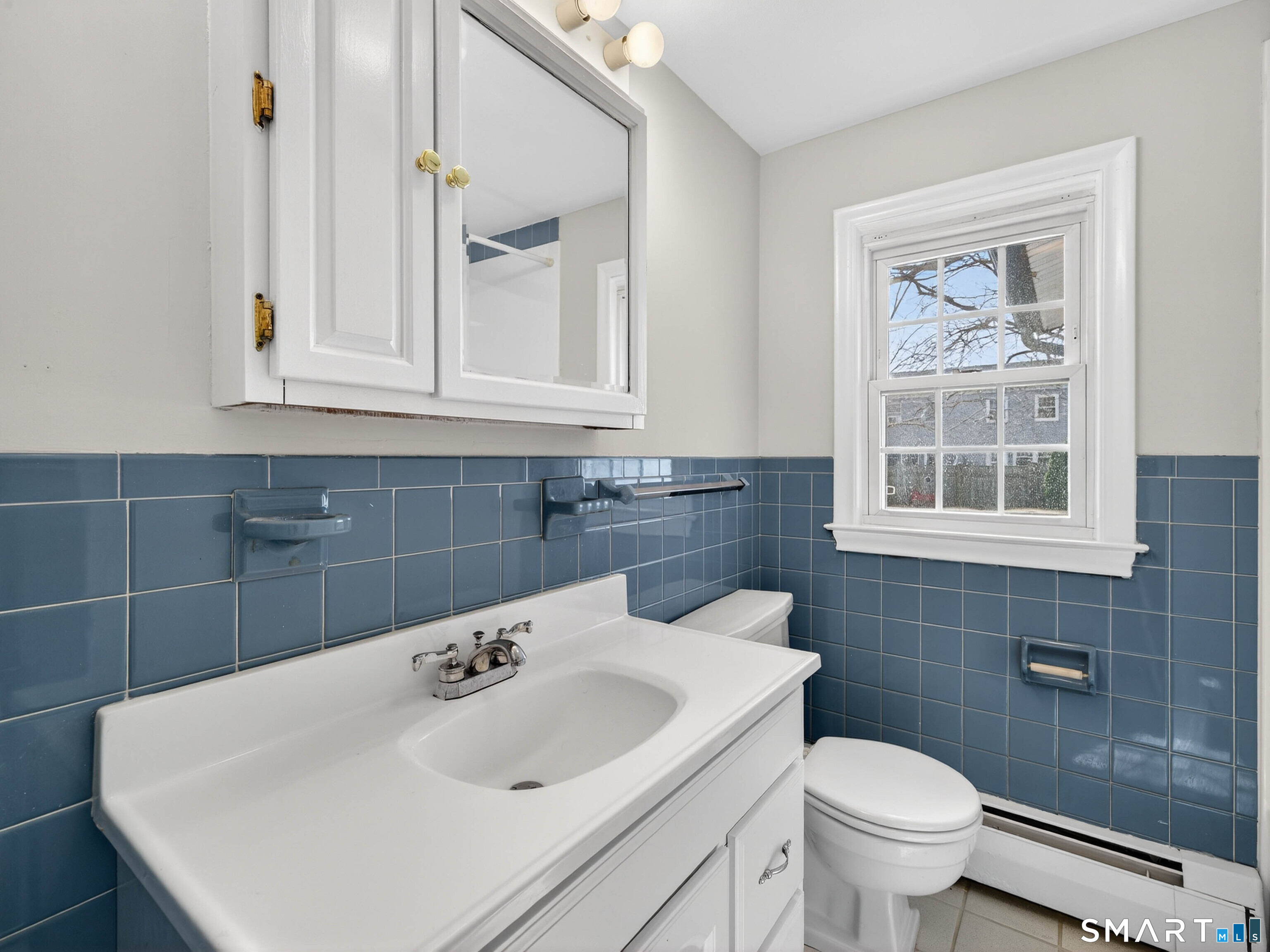 15 Buell Court Clinton, CT 06413 - Photo 19 of 29 Additional Bathj