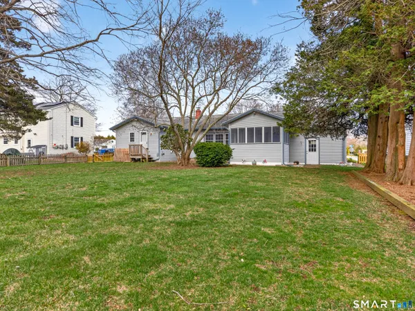 $595,000 | 15 Buell Court, Clinton, CT 06413