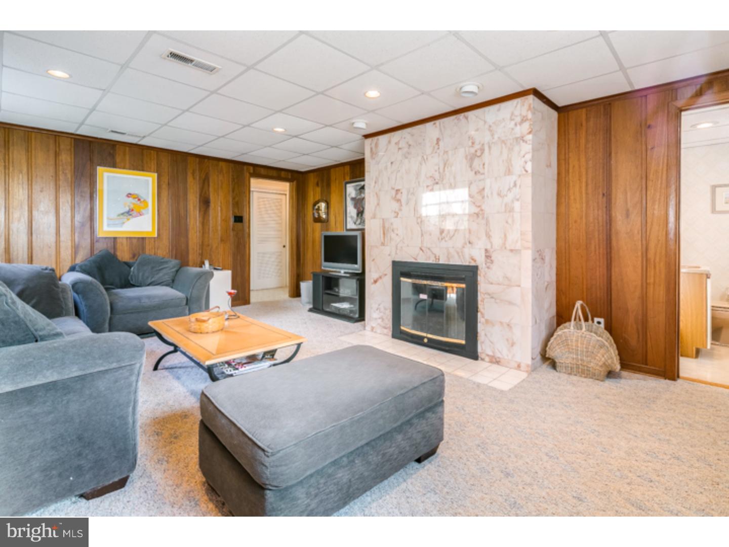 175 Rolling Road Bala Cynwyd, PA 19004 - Photo 4 of 20 Den