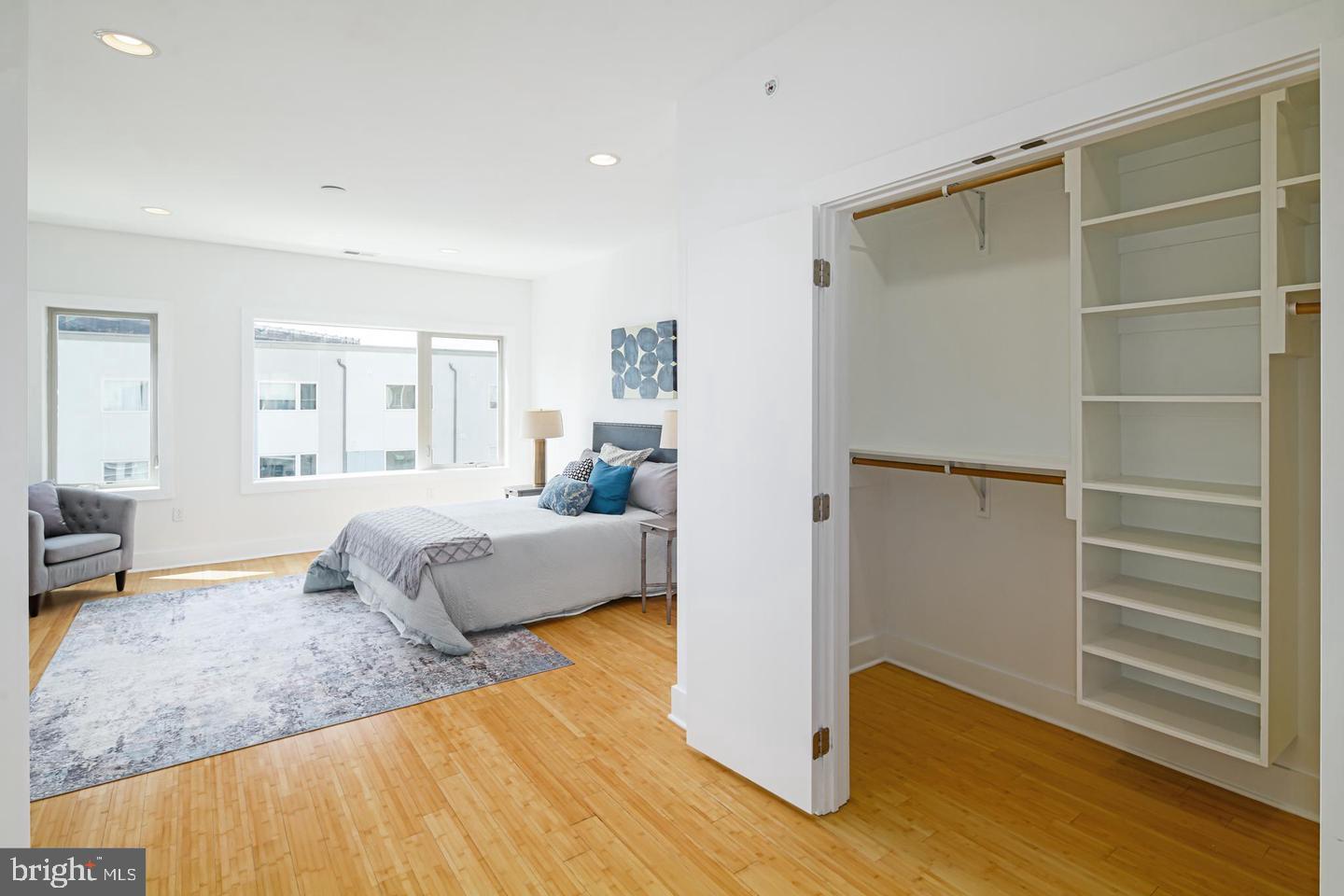 1129 Hope Street Philadelphia, PA 19123 - Photo 12 of 27