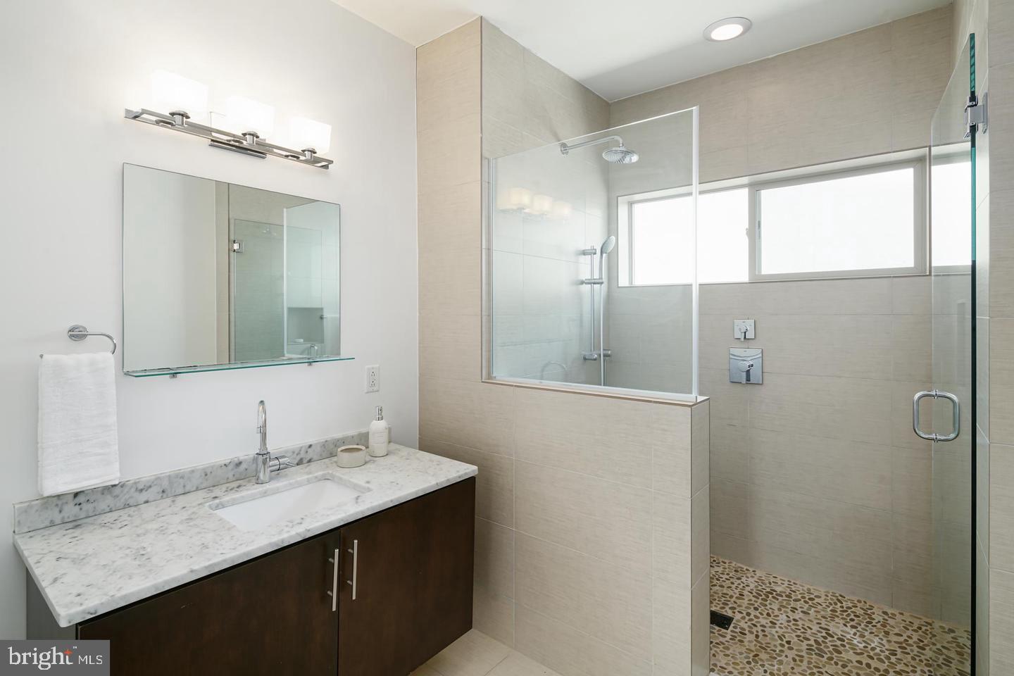 1129 Hope Street Philadelphia, PA 19123 - Photo 16 of 27