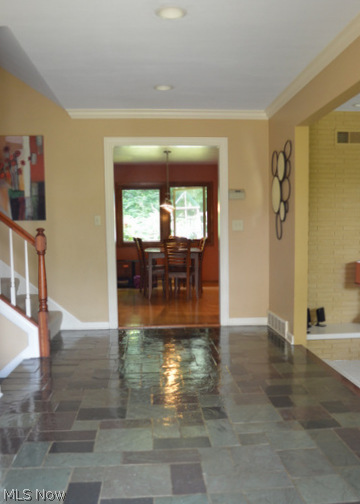 515 Hampshire Road Akron, OH 44313 - Photo 5 of 25 Gallery Image 5