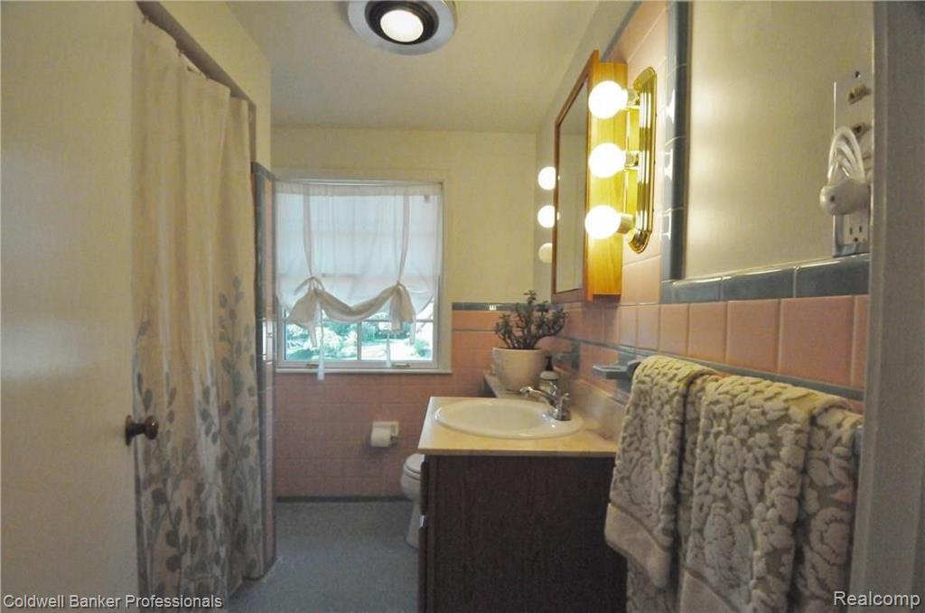 1167 Audubon Road Grosse Pointe, MI 48230 - Photo 25 of 39