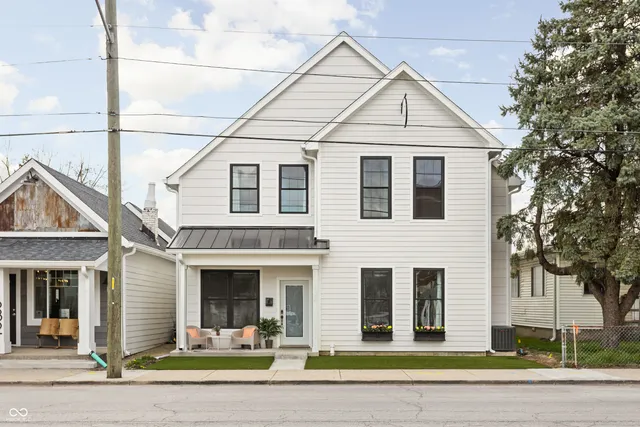 $5,000 | 1628 South East Street, Indianapolis, IN 46225