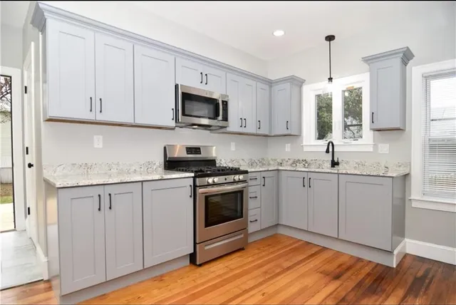 $450,000 | 40 Linton Street, Pawtucket, RI 02861