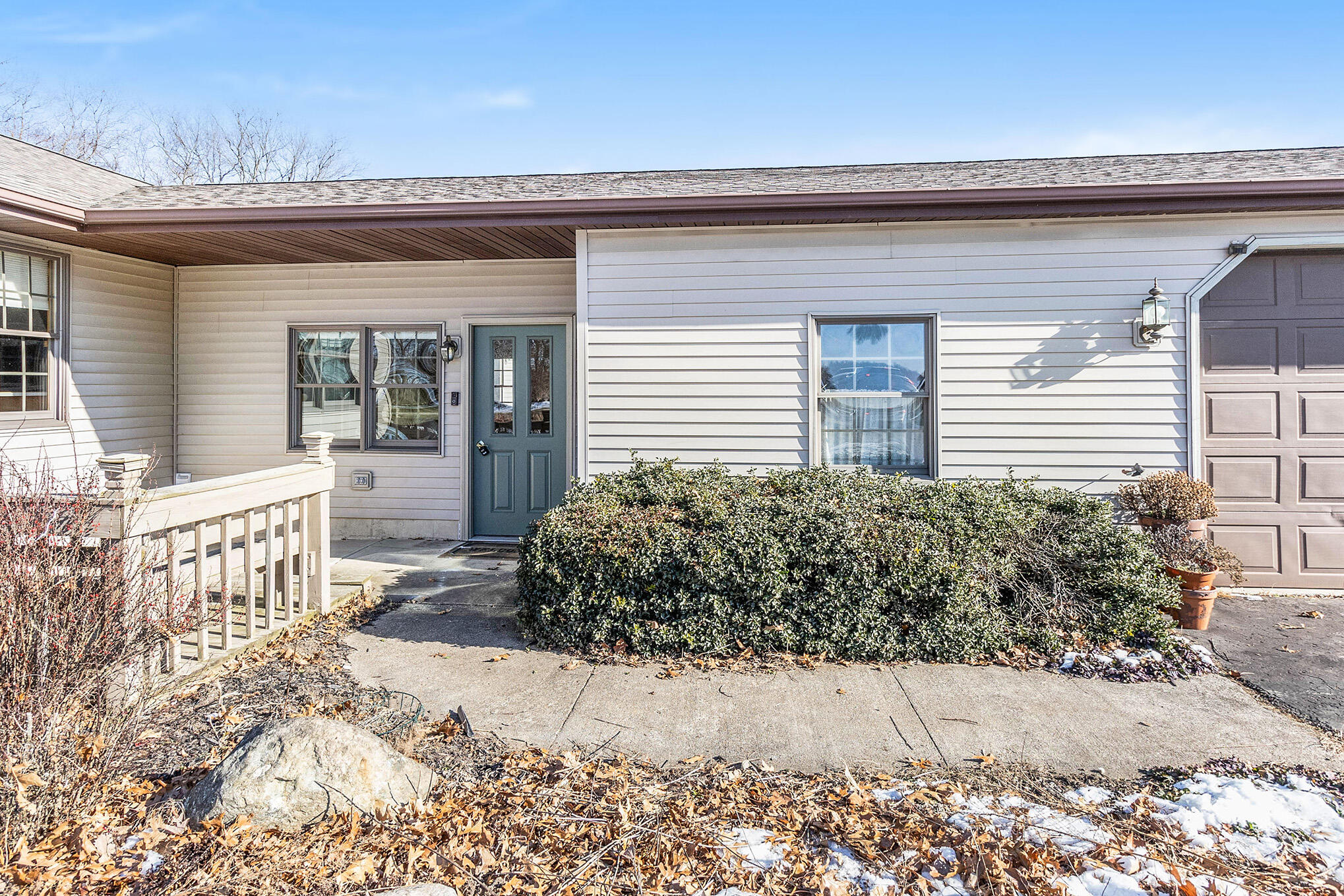 12505 Luttenton Road Hanover, MI 49241 - Photo 4 of 33 54