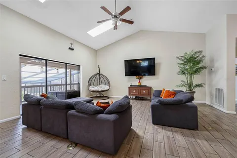 $574,900 | 413 Manor Boulevard, Palm Harbor, FL 34683