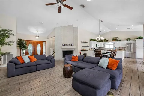 $574,900 | 413 Manor Boulevard, Palm Harbor, FL 34683