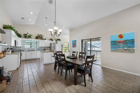 $574,900 | 413 Manor Boulevard, Palm Harbor, FL 34683