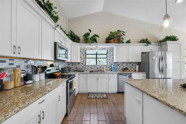 $574,900 | 413 Manor Boulevard, Palm Harbor, FL 34683