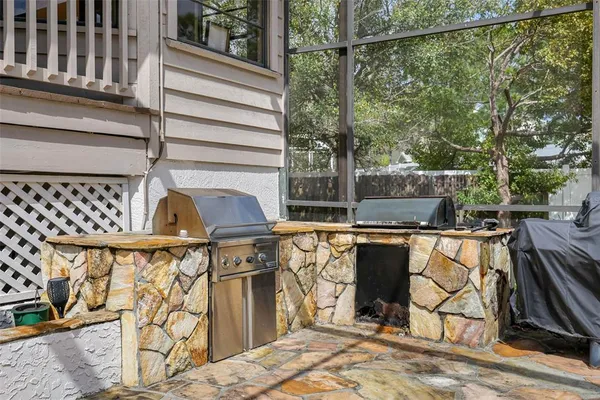 $574,900 | 413 Manor Boulevard, Palm Harbor, FL 34683