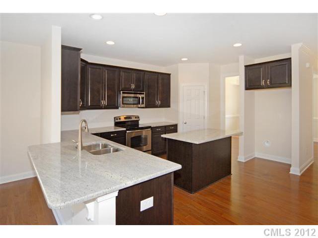 7531 Greylock Ridge Road Matthews, NC 28105 - Photo 5 of 16 Gallery Image 5