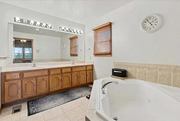 $4,500 | 11804 Long Run Drive, Orland Park, IL 60467