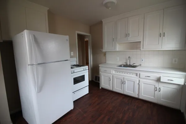 $133,000 | 573 Leblanc Street, Lincoln Park, MI 48146