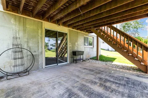 $539,900 | 403 Arbor Glen Drive, Ballwin, MO 63021