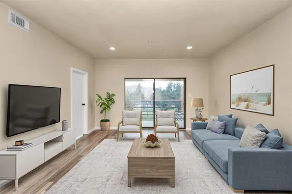 $1,600 | 793 Davis Road, Unit 107, League City, TX 77573