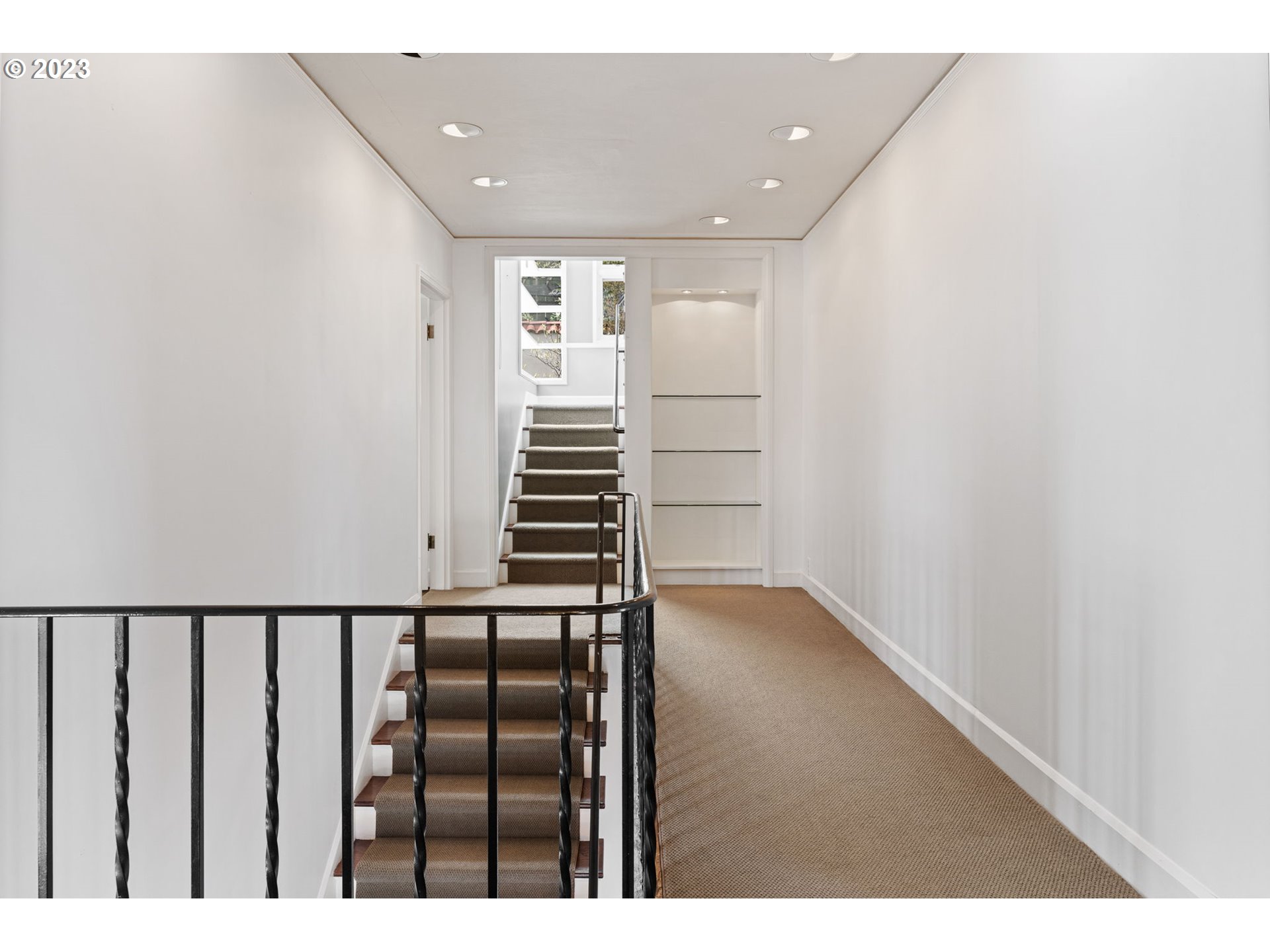 2861 Northwest Cumberland Road Portland, OR 97210 - Photo 22 of 45 Gallery Image 22