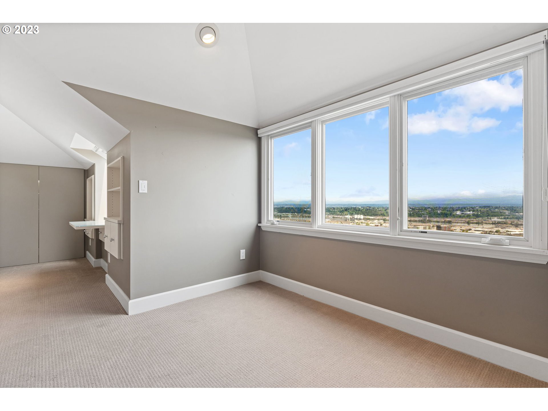 2861 Northwest Cumberland Road Portland, OR 97210 - Photo 38 of 45 Gallery Image 38