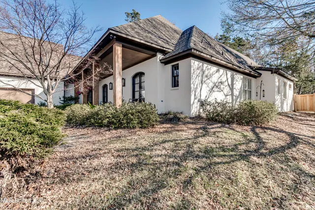 $599,900 | 180 Wright's Mill Drive, Madison, MS 39110