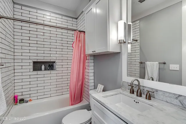 $599,900 | 180 Wright's Mill Drive, Madison, MS 39110