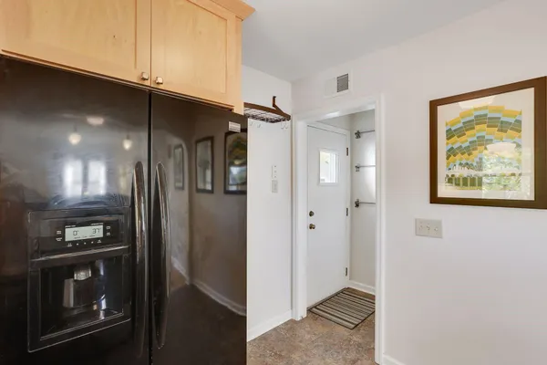 $2,300 | 3401 Buchanan Street Northeast, Minneapolis, MN 55418