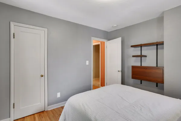 $2,300 | 3401 Buchanan Street Northeast, Minneapolis, MN 55418