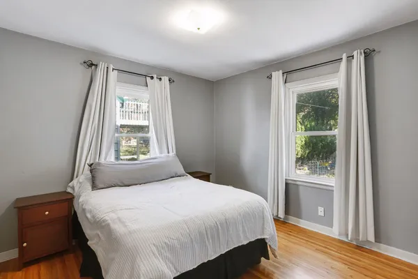 $2,300 | 3401 Buchanan Street Northeast, Minneapolis, MN 55418