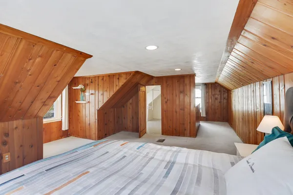 $2,300 | 3401 Buchanan Street Northeast, Minneapolis, MN 55418