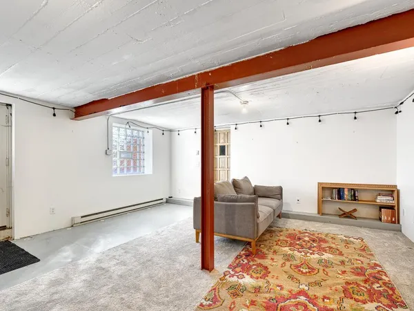 $2,300 | 3401 Buchanan Street Northeast, Minneapolis, MN 55418