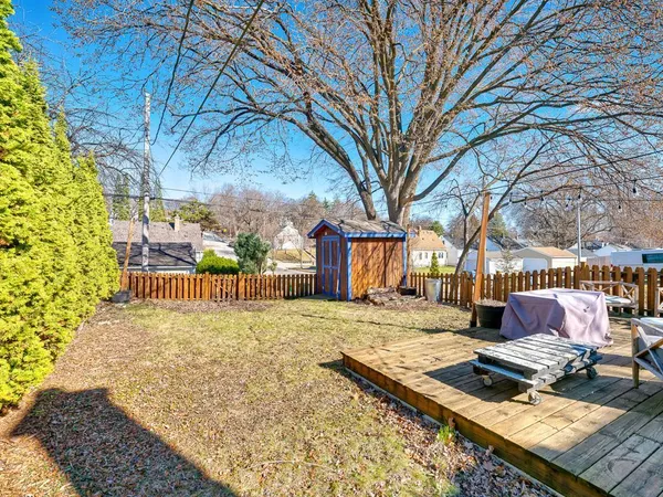 $2,300 | 3401 Buchanan Street Northeast, Minneapolis, MN 55418