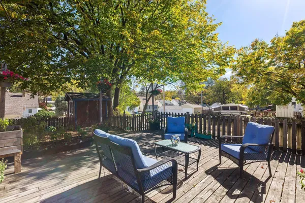 $2,300 | 3401 Buchanan Street Northeast, Minneapolis, MN 55418