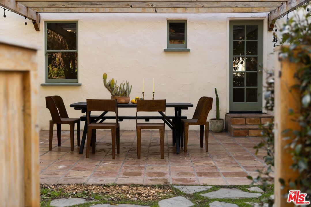 1200 Avenue 64 Pasadena, CA 91105 - Photo 40 of 62 a view of a dining room with furniture