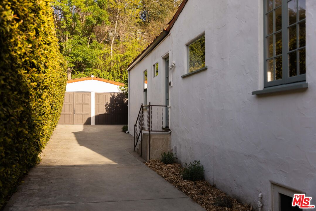 1200 Avenue 64 Pasadena, CA 91105 - Photo 50 of 62