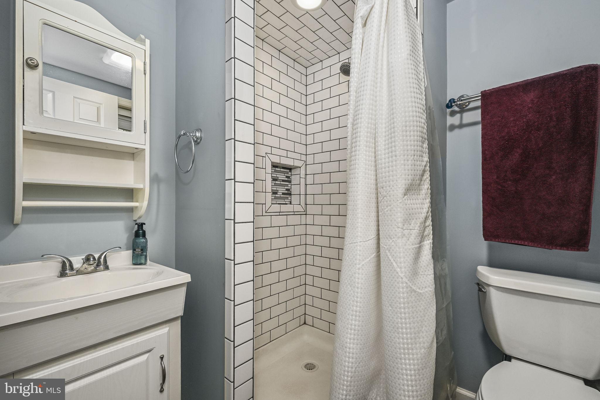 700 King Pen Road Kirkwood, PA 17536 - Photo 25 of 37 full bath 2