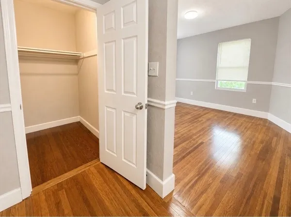 $3,000 | 32 Callender Street, Unit 3, Boston, MA 02124