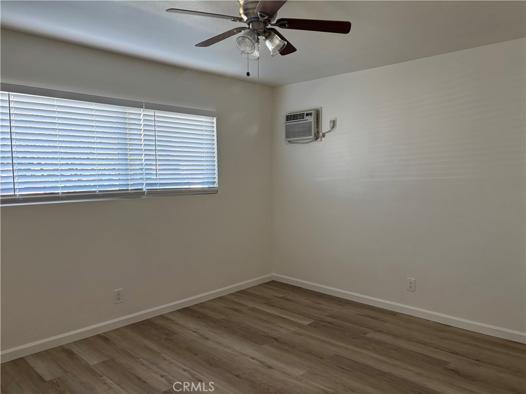 216 South Ridgeway Street Anaheim, CA 92804 - Photo 5 of 16