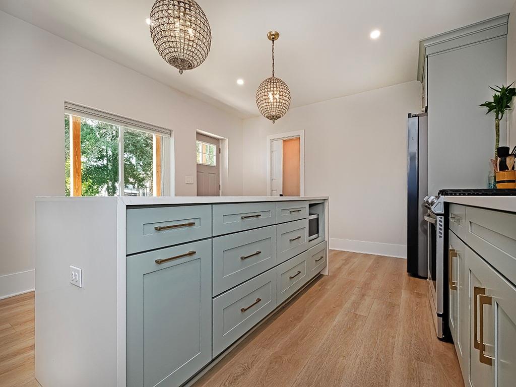 2120 Lowrie Street Pittsburgh, PA 15212 - Photo 12 of 40