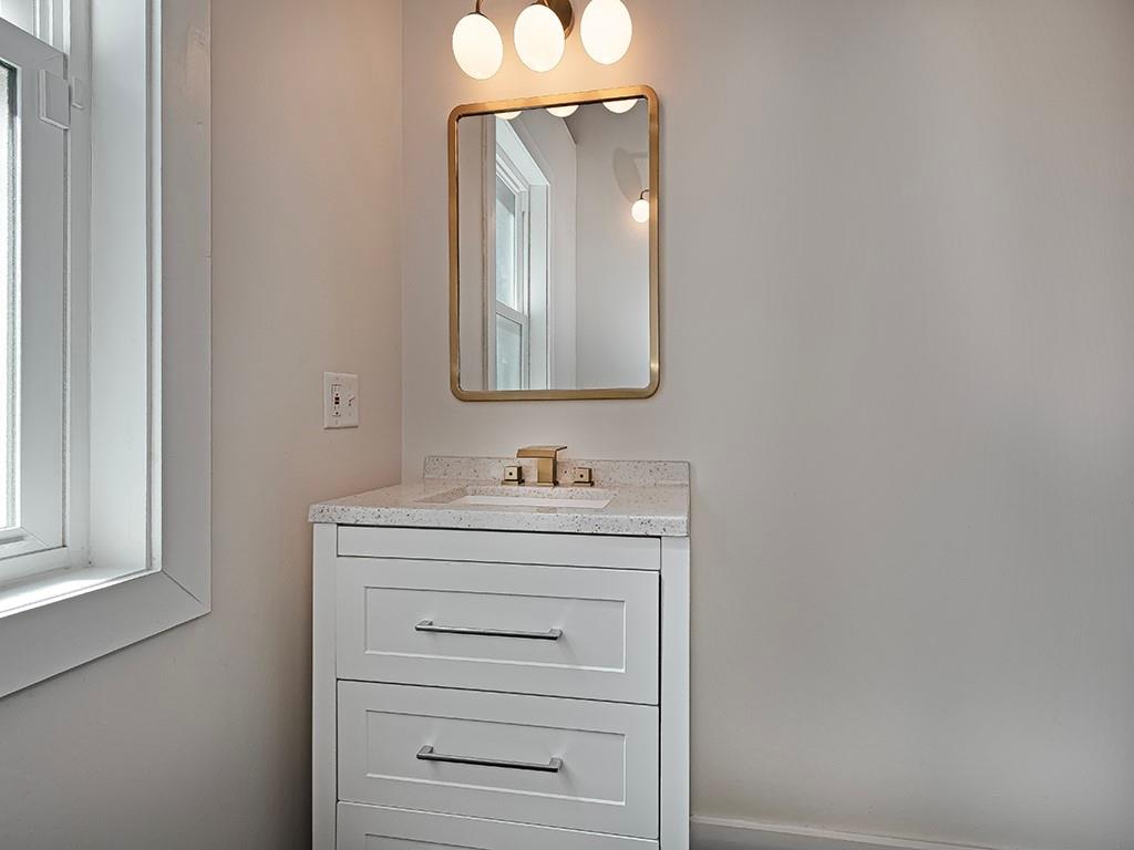 2120 Lowrie Street Pittsburgh, PA 15212 - Photo 24 of 40