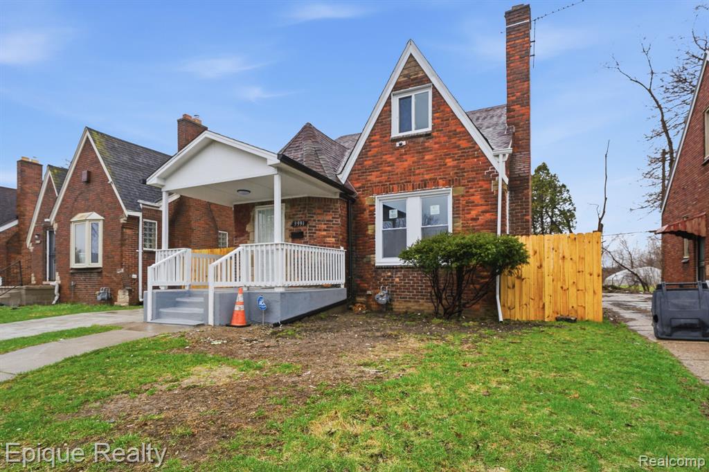9991 Robson Street Detroit, MI 48227 - Photo 3 of 30