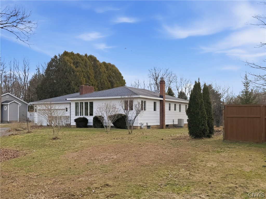 2566 Co Rte 7 Oswego, NY 13126 - Photo 4 of 42