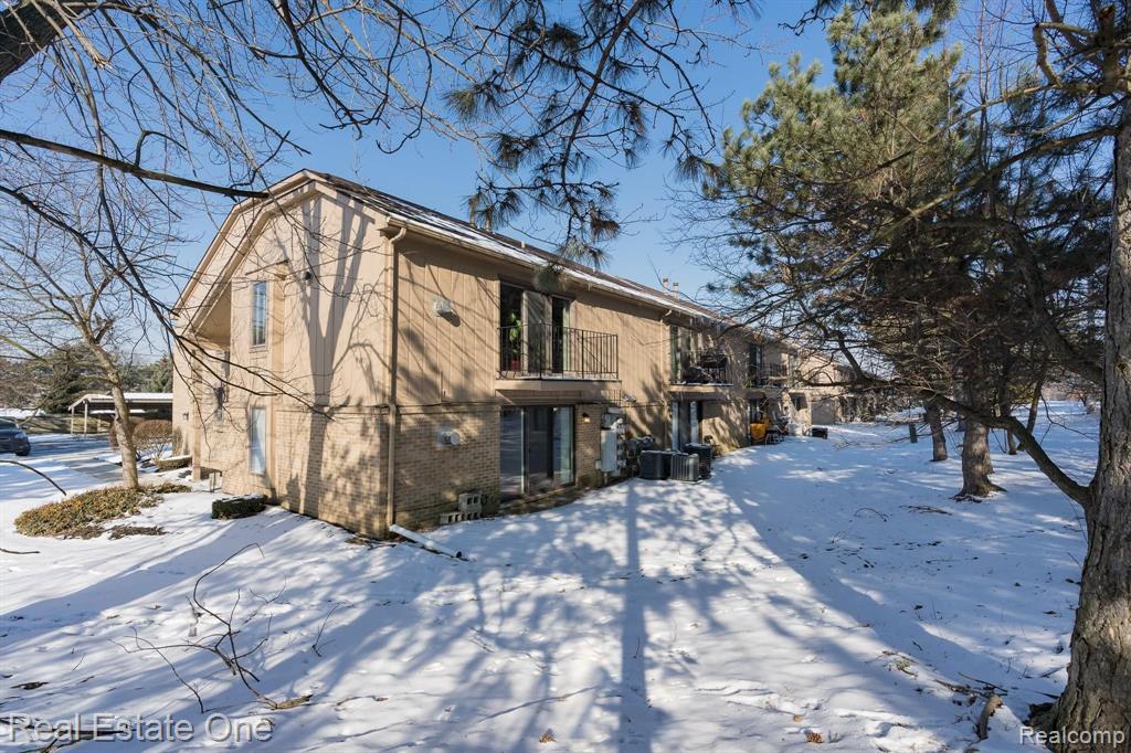 27214 Evergreen Road Lathrup Village, MI 48076 - Photo 18 of 18