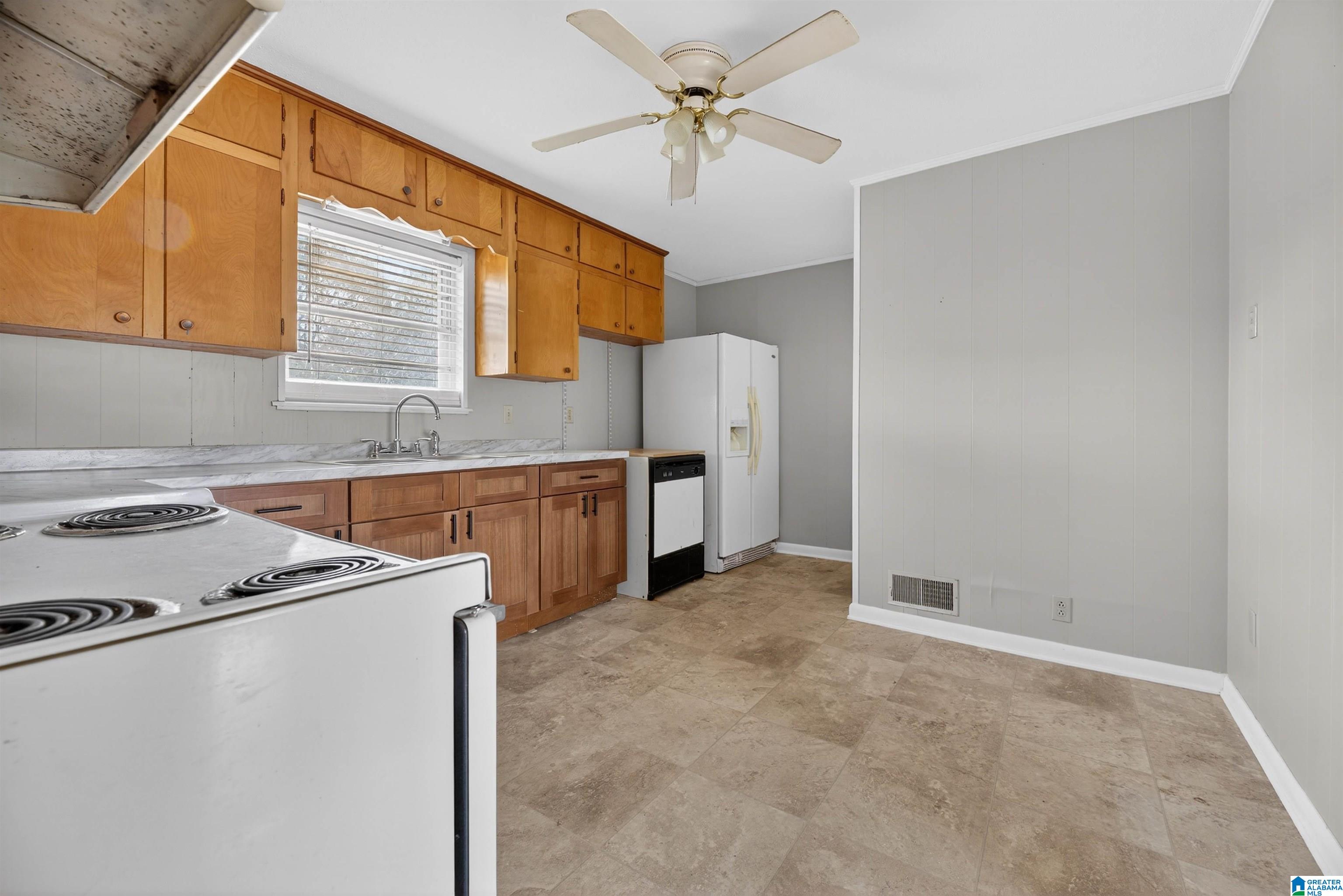 4104 Greenbrier Dear Road Anniston, AL 36207 - Photo 11 of 36