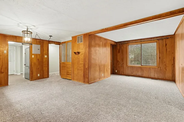 $205,000 | 2816 Madison Street, Niles, MI 49120