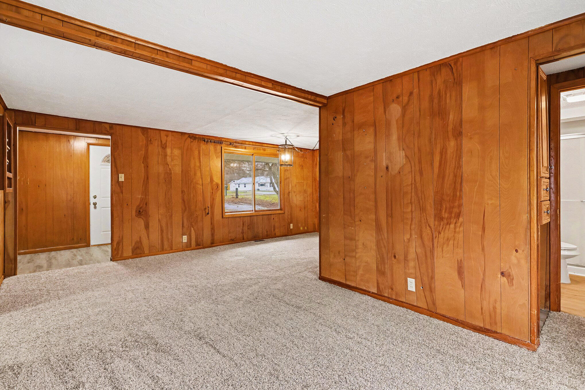 2816 Madison Street Niles, MI 49120 - Photo 4 of 14 006_file_482