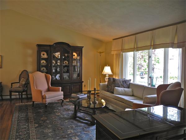 9 Riverside Drive Reading, MA 01867 - Photo 2 of 14 Gallery Image 2