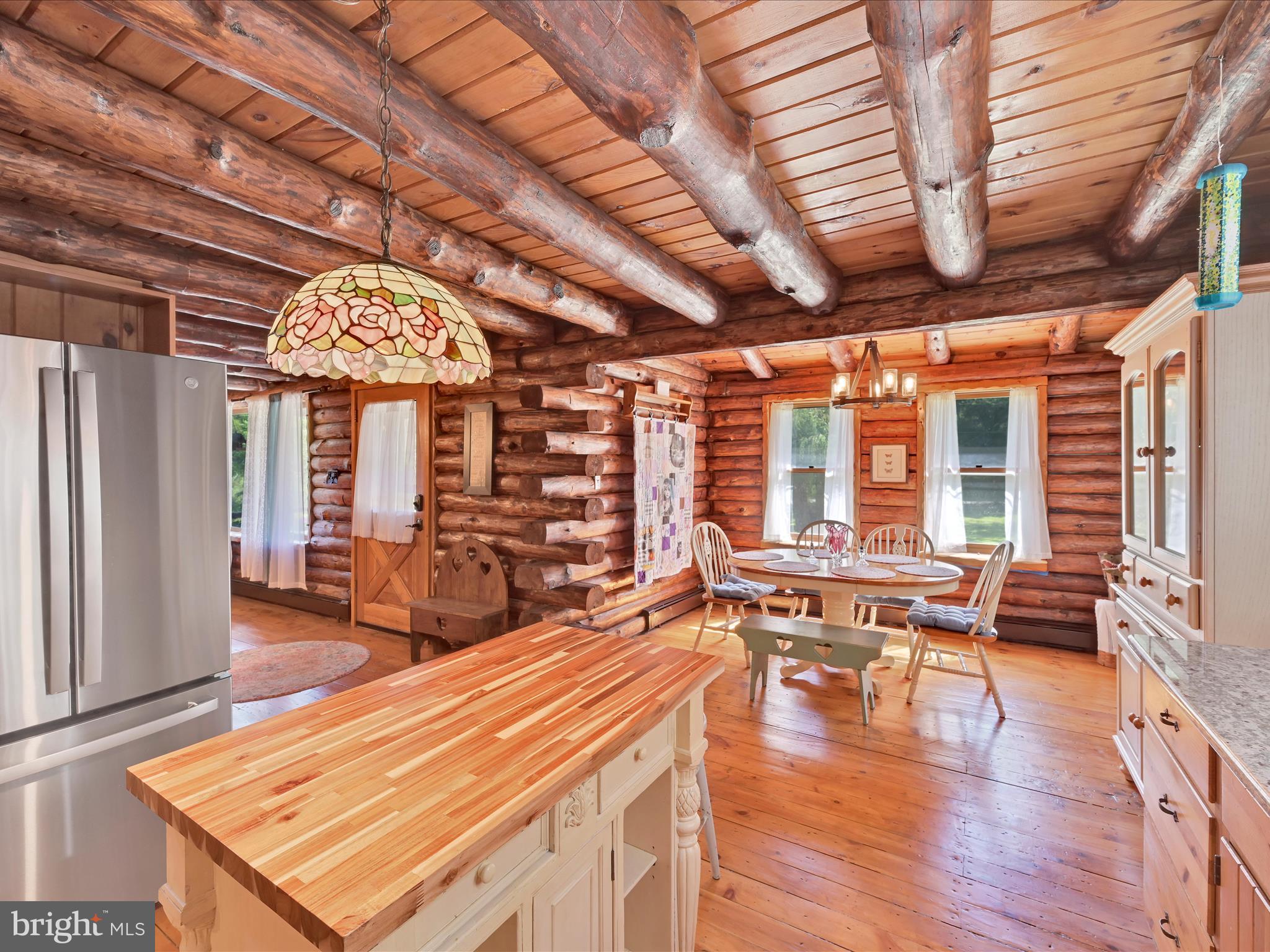 26 Chain Circle New Ringgold, PA 17960 - Photo 15 of 46 Kitchen