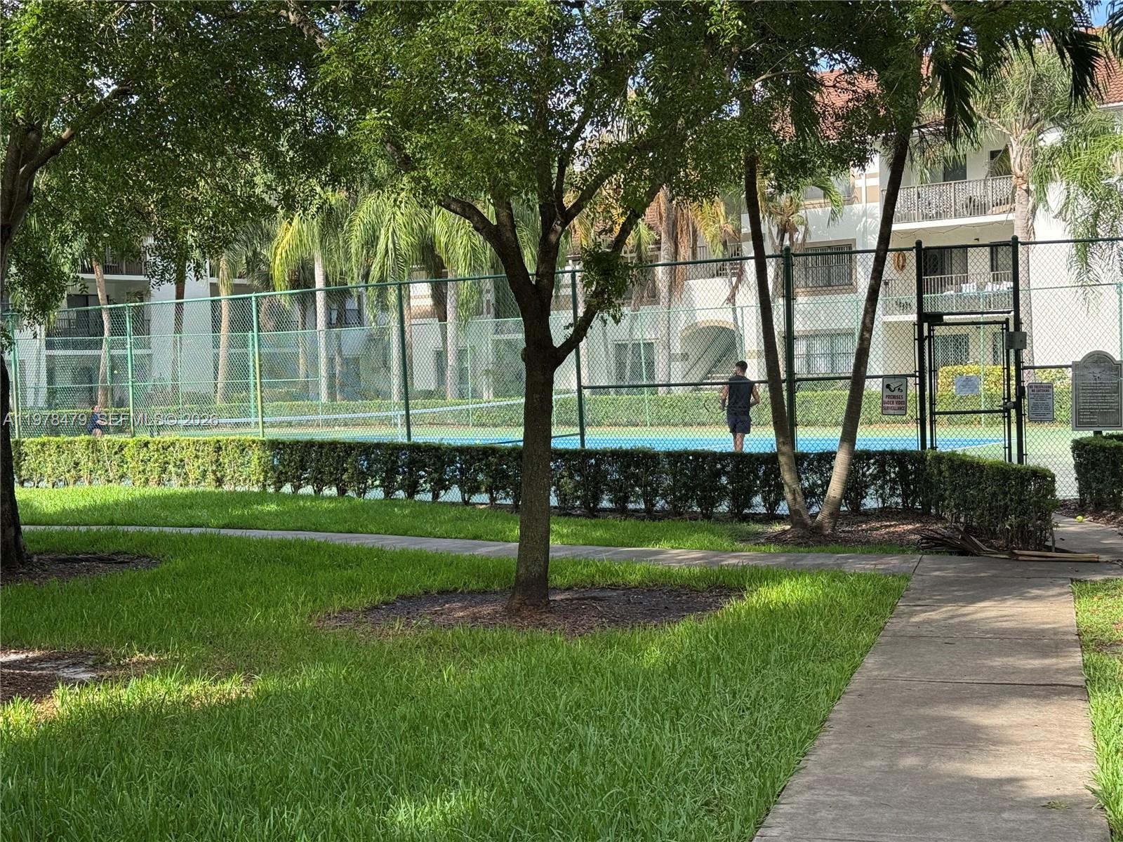570 South Park Road, Unit 136 Hollywood, FL 33021 - Photo 39 of 54